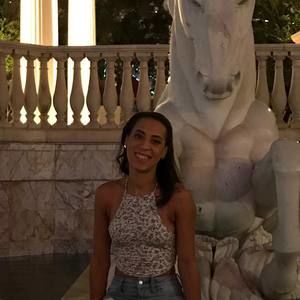 Meet your Posher, Lexie